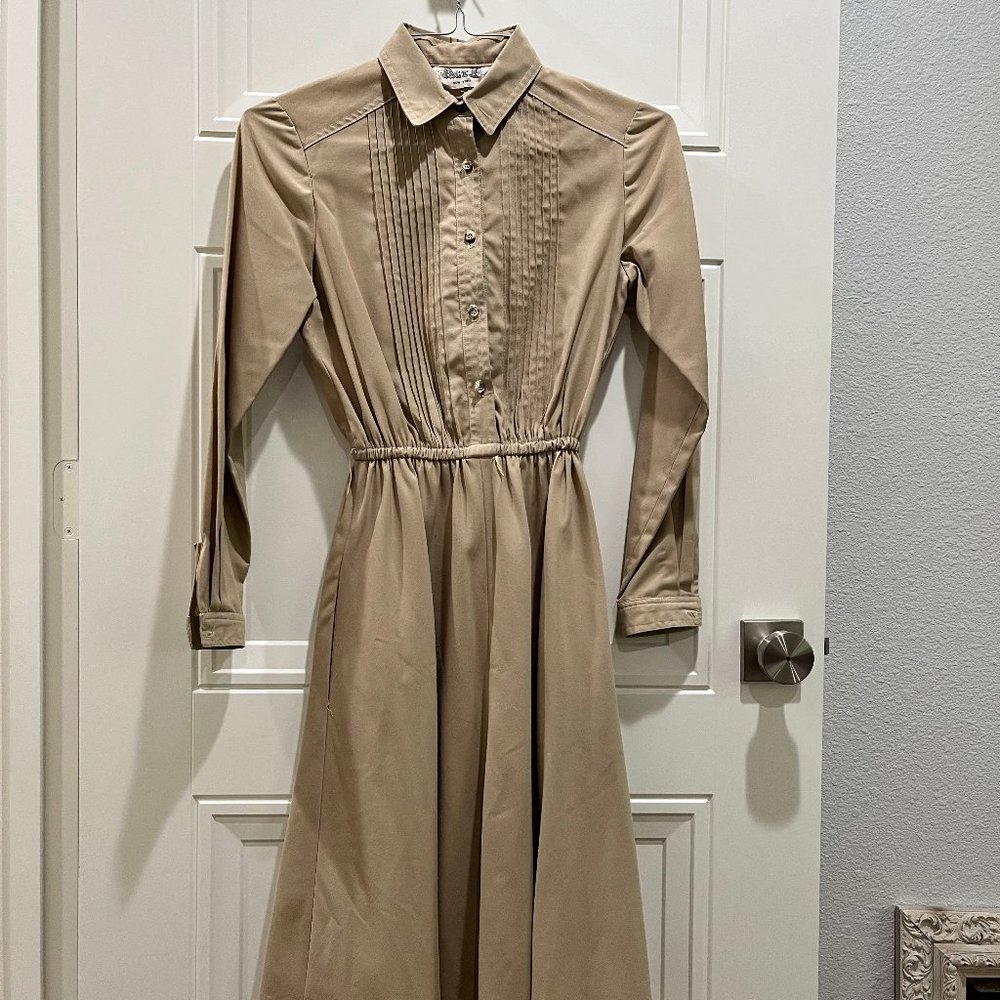 Vintage Camel Long Sleeve Dress with Pleated Front